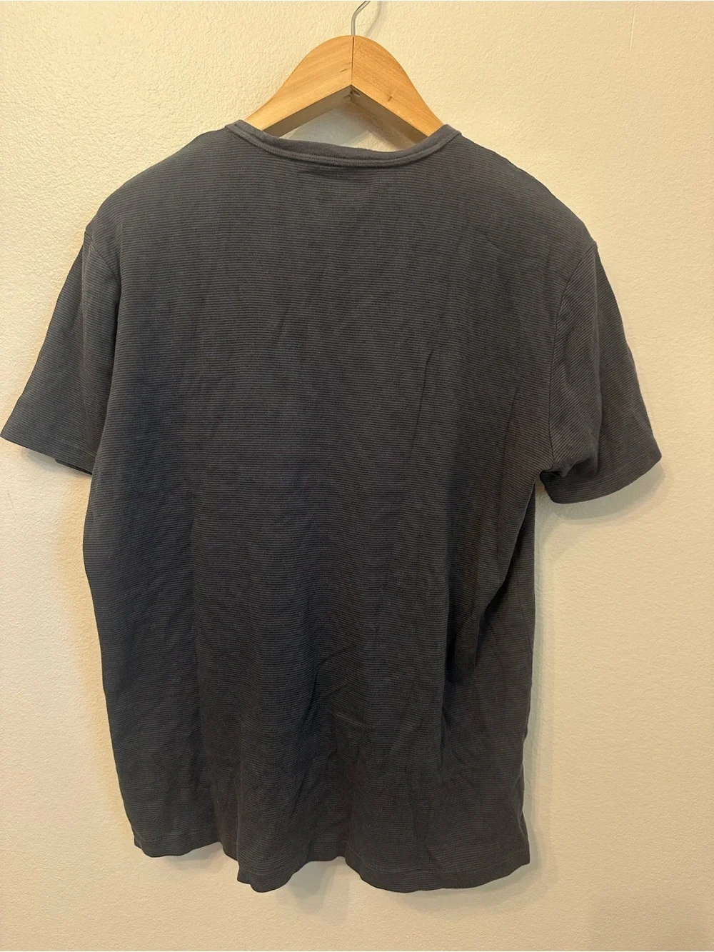 Banana Republic Men's Short Sleeve Crew Luxe Touch Performance Tee Charcoal Gray